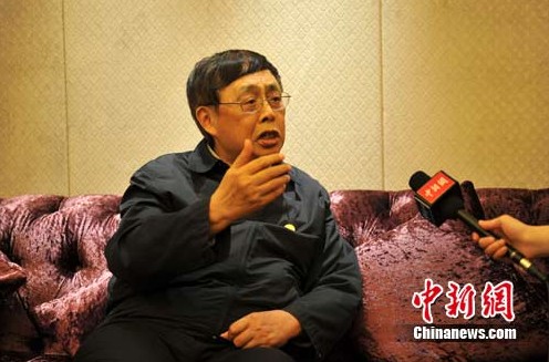  ���֮�ӡ��Ї�(gu��)����(du��)���ѺÅf(xi��)��(hu��)ԭ��(hu��)�L(zh��ng)���K��ǰ�ھ���ɽ����������ӛ�ߪ�(d��)�Ҍ��L�r(sh��)��ʾ�����Ї�(gu��)�⽻�ı��|(zh��)���Ѻ��⽻����ԓ��(qi��ng)Ӳ�r(sh��)��(hu��)��(qi��ng)Ӳ����Մ�����Εr(sh��)�g��(gu��)�H�ϳ��F(xi��n)�ľo�����������K�����Ї�(gu��)��Ԓ����(sh��)���o���L(f��ng)��ֹ����(l��i)����:���L(f��ng)̫���˘�(sh��)���п����۔࣬��(sh��)��(d��ng)Ȼ��Ը���L(f��ng)̫���������L(f��ng)һ��Ҫ��(l��i)���еĕr(sh��)����Q�����ˡ��� ��ռ�� �z