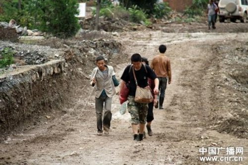 ��ˮ�����(z��i)����22������ �ܞ�(z��i)Ⱥ��ÿ���a(b��)��ʮԪ