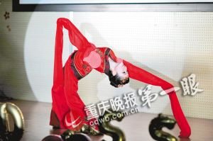 �ؑc��W(xu��)������Ů�񡱳��t ���誄(ji��ng)������ؚ����