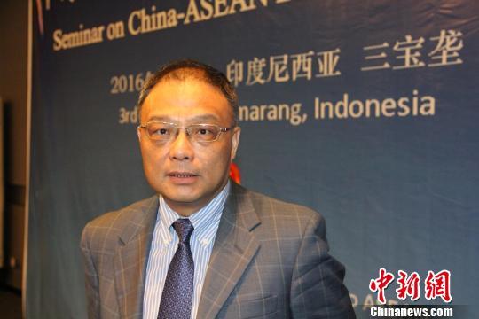 �Ї��Ͼ���W(xu��)���H�P(gu��n)ϵ�о�ԺԺ�L���h3�ճ�ϯ���g�e�еġ��Ї����|�˽�����Ԓ�P(gu��n)ϵ25������ӑ�����r�ͷ����e������Ϻ��ٲô�ӛ�߆���r��z