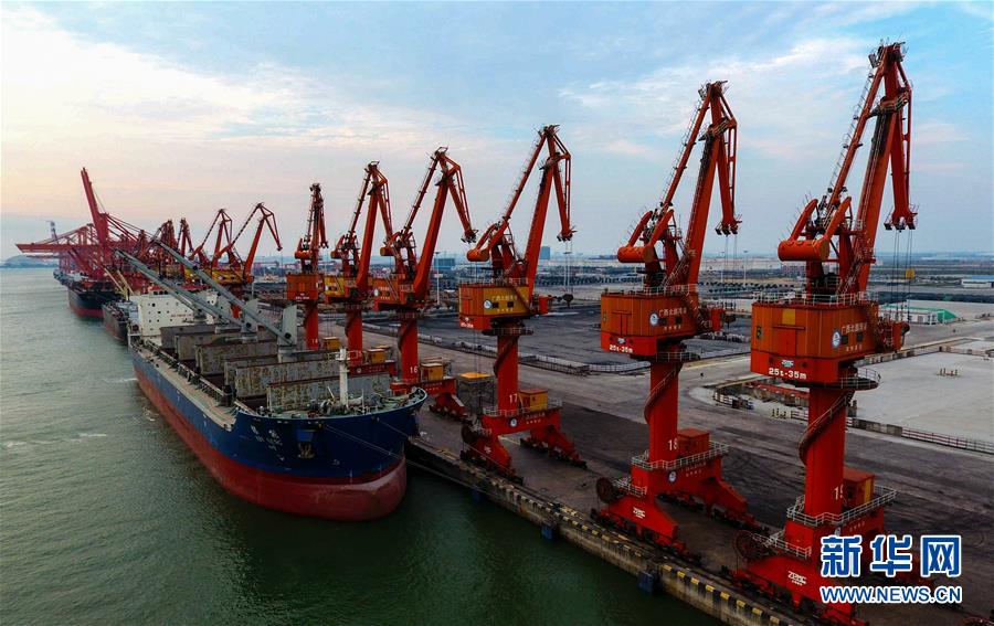 �����Aȫý�^�l���D�Ļ���(d��ng)����11���˹����𴺳���������(x��)��ƽͬ־����ĵ��h�����P(gu��n)�ďV���l(f��)չ�o(j��)��(sh��)