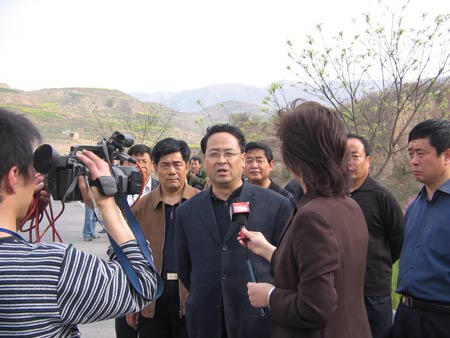 �������ɆT�����C�{(di��o)����ˮ܇��(�D)